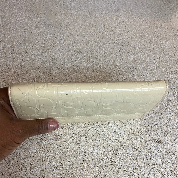 Dior Cream Logo Print Long Wallet - Picture 5 of 16